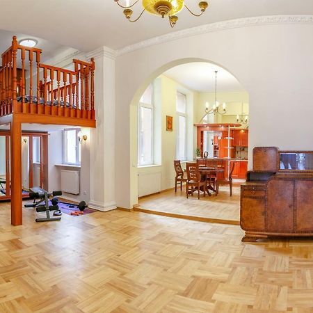 Grand Lviv Apartment I Eksteriør billede