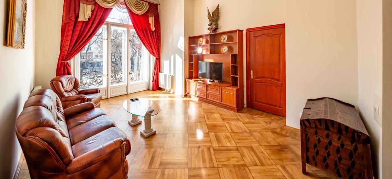 Grand Lviv Apartment I Eksteriør billede